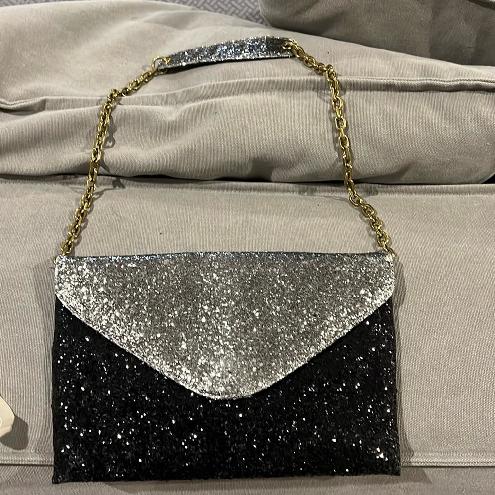 Gently used j-crew hand bag.  Some minor signs of wear see photos
